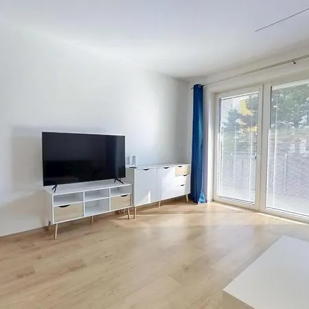 Air-conditioned 2 Apartment, With Terrace, 203 Apartman *