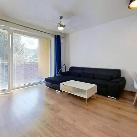 Air-conditioned 2 Apartment, With Terrace, 203 Apartman
